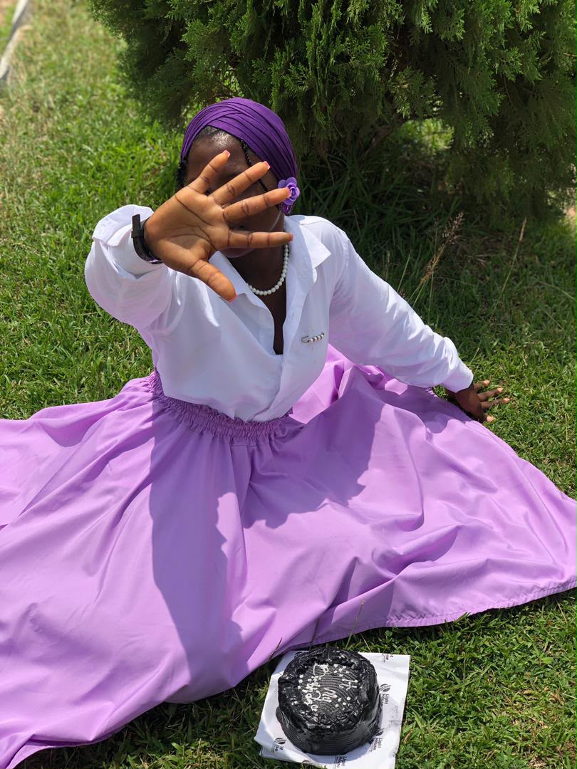 Work by Hand and drapes by Ariyikeee, photo 2