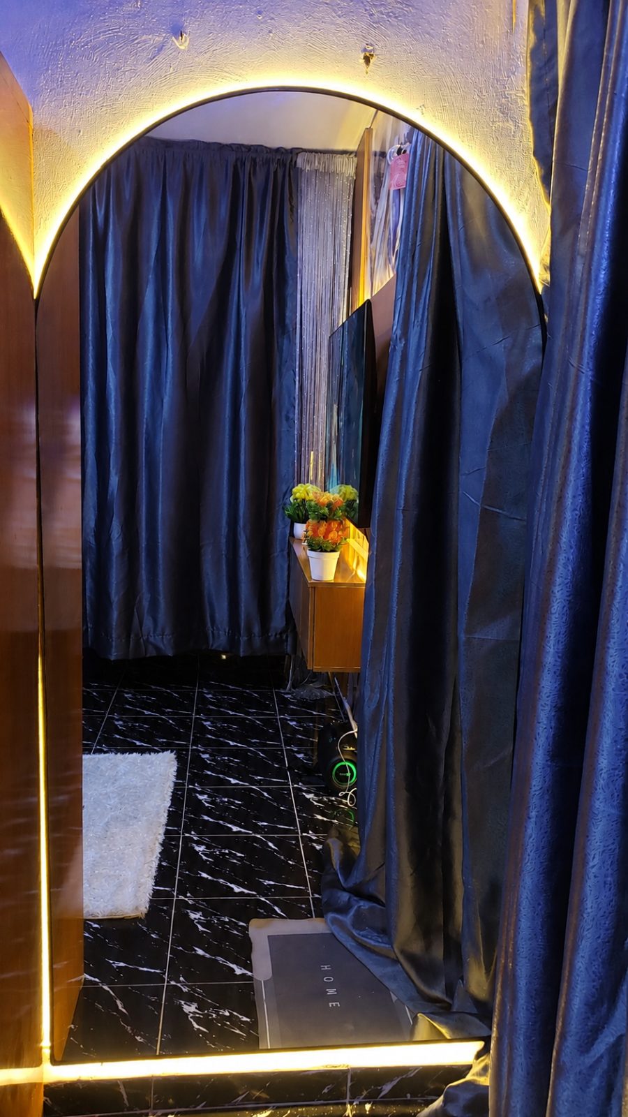 Wall Standing Mirror